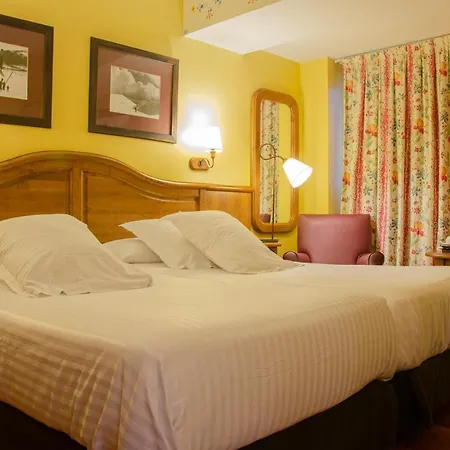 Plaza & Wellness Hotel 4*
